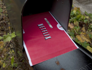 Netflix CEO Explains Why They Made The 28-Day Delay Deal