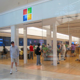 Microsoft Stores To Sell Bloatware-Free PCs