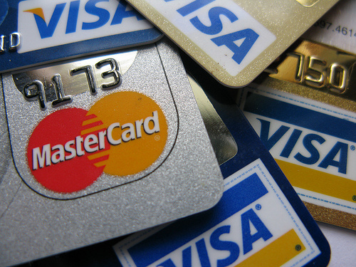 Banks Introduce Comprehensible Credit Cards Before Reforms Apply