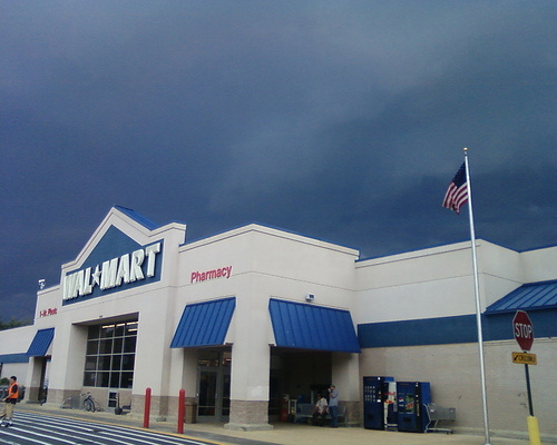 Walmart Seeks Incredible Deals On Suppliers' Advertising