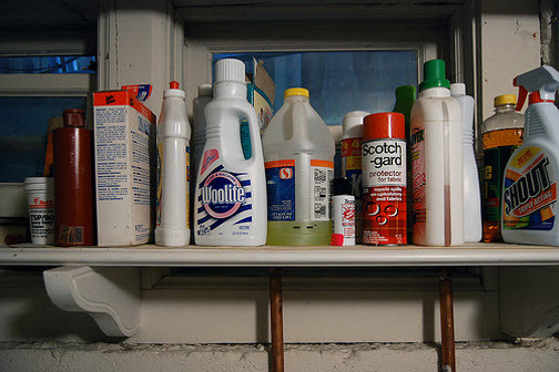 Make Your Own Green, Cheap Cleaning Products