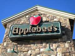 Applebee's Gives Free Meal To Man With Terminal Brain Cancer
