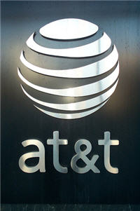 AT&T Giving iPhone Users A Case Of Sticker Shock