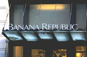 Banana Republic Register Mishap Leaves You With Neither GIft Card Balance Nor Clothes