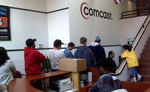 Comcast Recommends That You Switch To Verizon, Then Apologizes