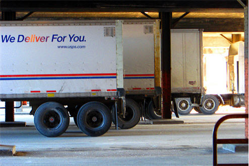 Overnight Shipping Battle! FedEx Vs. USPS Vs. UPS