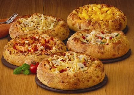 Actual Appearance Of Domino's Pasta Bread Bowl Melts Expectations