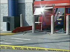 Thieves Rip The Doors Off Of A Best Buy With A Truck, Steal iPods