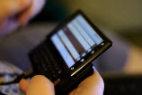 Is The Droid 2 A Signal-squandering, Battery-Sapping Dud?
