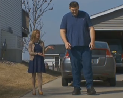 Fellow Citizens Pitch In Over $25K To Help America's Tallest Man Afford Special Shoes