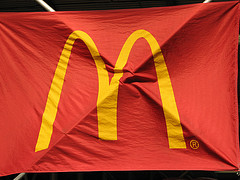 McDonald's Franchisee Raises $14,000 In One Night For Families Of Car Crash Victims