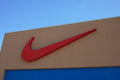 Michael Vick Back On Nike's Endorsement Payroll