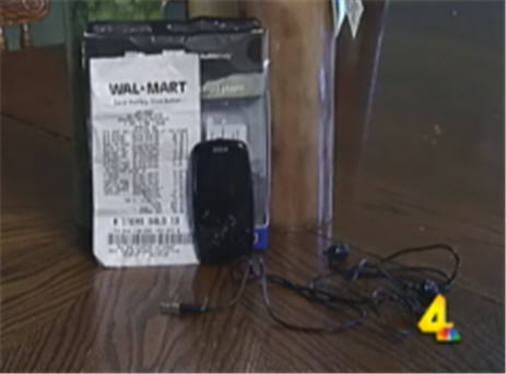 Walmart: Santa Brings A MP3 Player Full Of Porn To A 10-Year-Old Girl