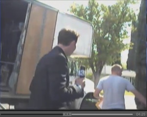 Hidden Camera Catches Rogue Movers Holding Goods
Hostage