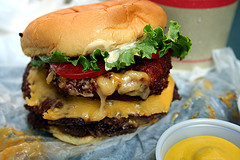 Shake Shack, Smashburger Lead Growth Of "Better Burger" Chains