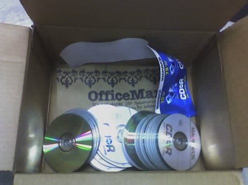 OfficeMax Ships Spindle Of CD-Rs Without The Spindle