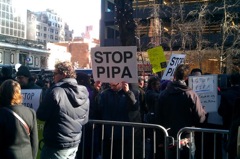 NYC's Tech Industry Protests SOPA & PIPA Outside Offices Of Senators Schumer And Gillibrand