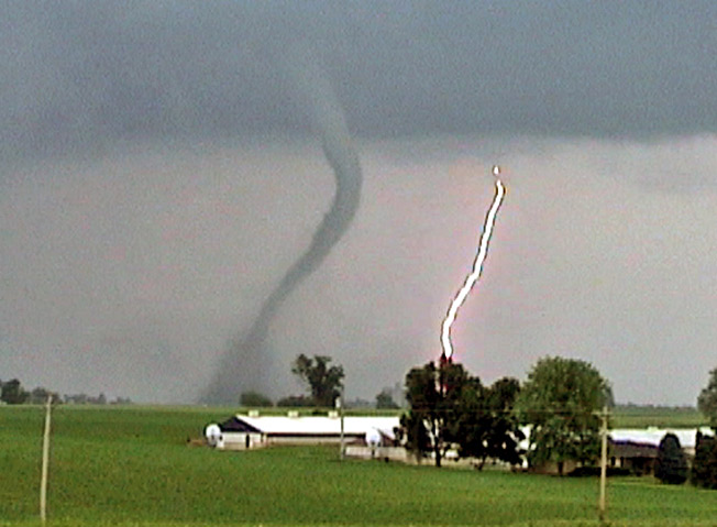 Get Your Tornado Insurance Settlement Check Fast