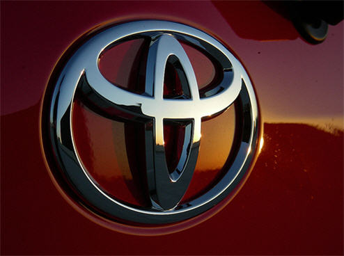 Toyota: Bad Economy, Bad Car Sales, Cheap Financing