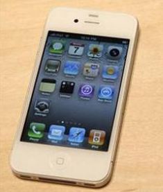 Want A White iPhone 4? You'll Have To Wait A While