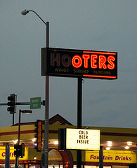 Why Don't More Women Dine At Hooters?