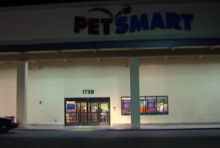 Someone Out There Really Hates This PetSmart Store
