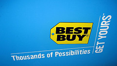 Best Buy Customer Claims Employee Stole His Identity And Used It To Buy Stuff At Best Buy