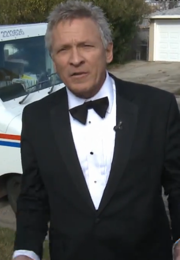 Mailman Retires In Style, Wears A Tuxedo To Celebrate His Final Rounds