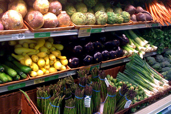 Report: Grocers Failing In Commitment To Open New Stores In “Food Deserts”