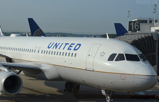 United Flight Delayed In Belfast Because Of Crackers, Could Cost Airline $550,000
