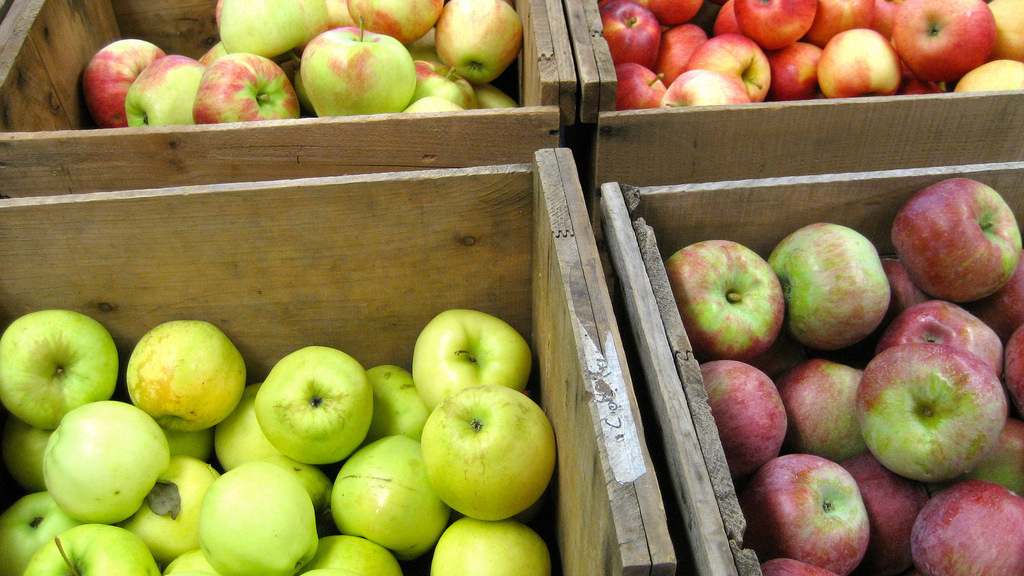 Del Monte Recalls Granny Smith Apples Sold At 7-Eleven And Coremark