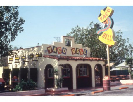 The Downey Taco Bell as it looked in better years.