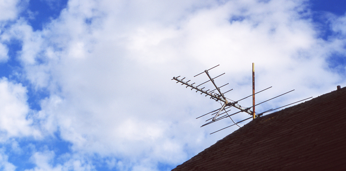 No, this is not the kind of antenna that Cablevision will give you. But you get the idea. (Photo: Great Beyond)
