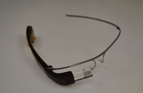 New Google Glass Reportedly Comes With Foldable Arms, Larger Content Viewer