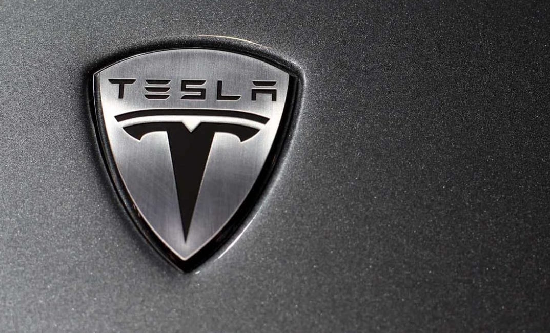 Tesla Autopilot Crash Victim Drove Mostly Hands Free, NTSB Says