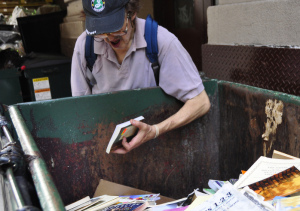 Waldenbooks Employees Protest Orders To Destroy Unsold Books