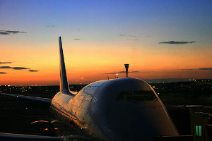 American Airlines, Jet Blue, Delta Seek To Delay Tarmac Imprisonment Rule