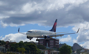 Delta Passenger Fights Satan, Sprays Others With Water