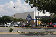 The Police Have Apparently Deputized This Sam's Club Receipt Checker