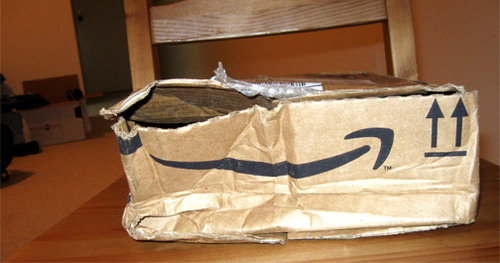 UPS: iPod Touch Delivered In Box Looks Like Hippo Sat On
