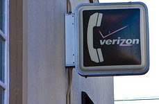 Man Dies Trying To Stop Verizon Van