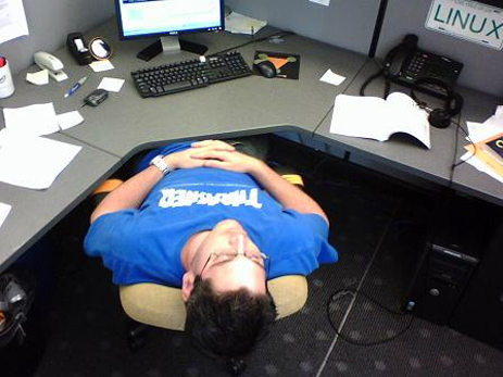 Verizon Call Center Manager Found Asleep On The Job