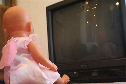 FCC Requires "Consumer Alert" Labels For TVs Affected By The Switch To Digital Television