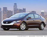 Honda Rolls Out Hydrogen-Powered Fuel Cell Car