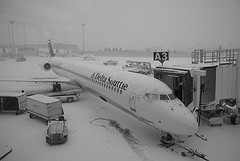 Delta Cancels Flights Due To Storm, Plays "Let it Snow" For Customers On Hold