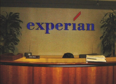Reach Experian Executive Customer Service