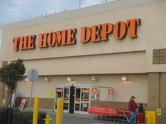 Home Depot Employee Makes Good On Delivery With His Own
Vehicle