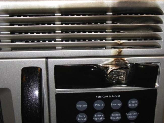 Um Why Did My Frigidaire Microwave Randomly Catch Fire Consumerist