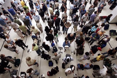 Tomato Juice Spill Causes Massive Delays At LaGuardia