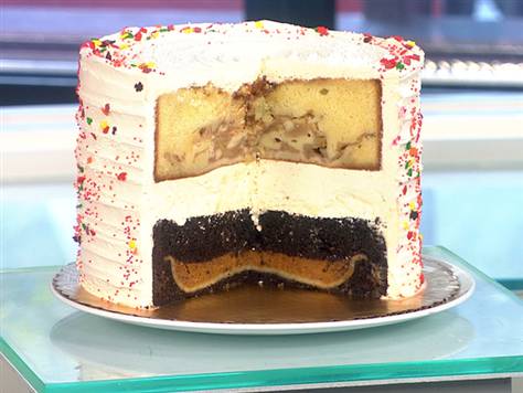 Meet Pumpple Cake, The Perfect Dessert To Go With
Turducken